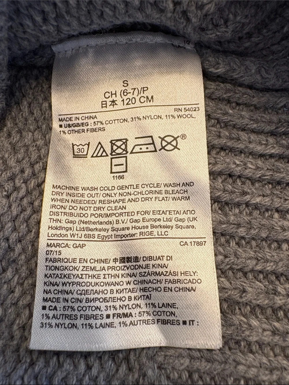 GAP Kids Gray Sweater with Penguin